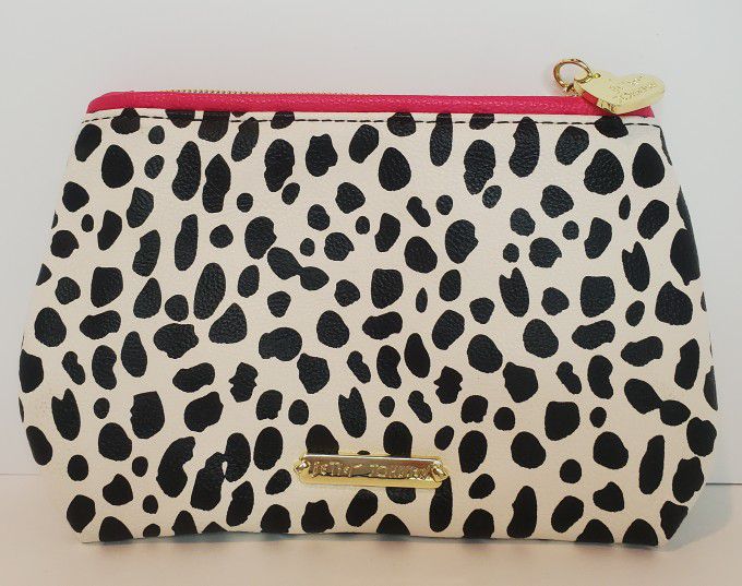 Betsey Johnson Cosmetic Bag Black White Pink Leopard Print Zip Heart Hang Tag 