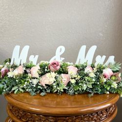 Mr & Mrs Table Center Piece