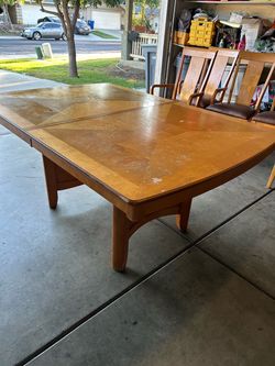 Extendable Wood Dining Table with 6 Chairs