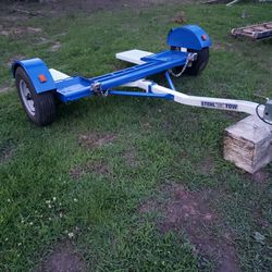 CAR TOW DOLLY (EXCELLENT CONDITION)