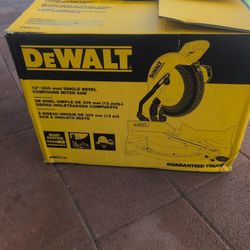 Dewalt 12 In Single Bevel Compound Miter Saw