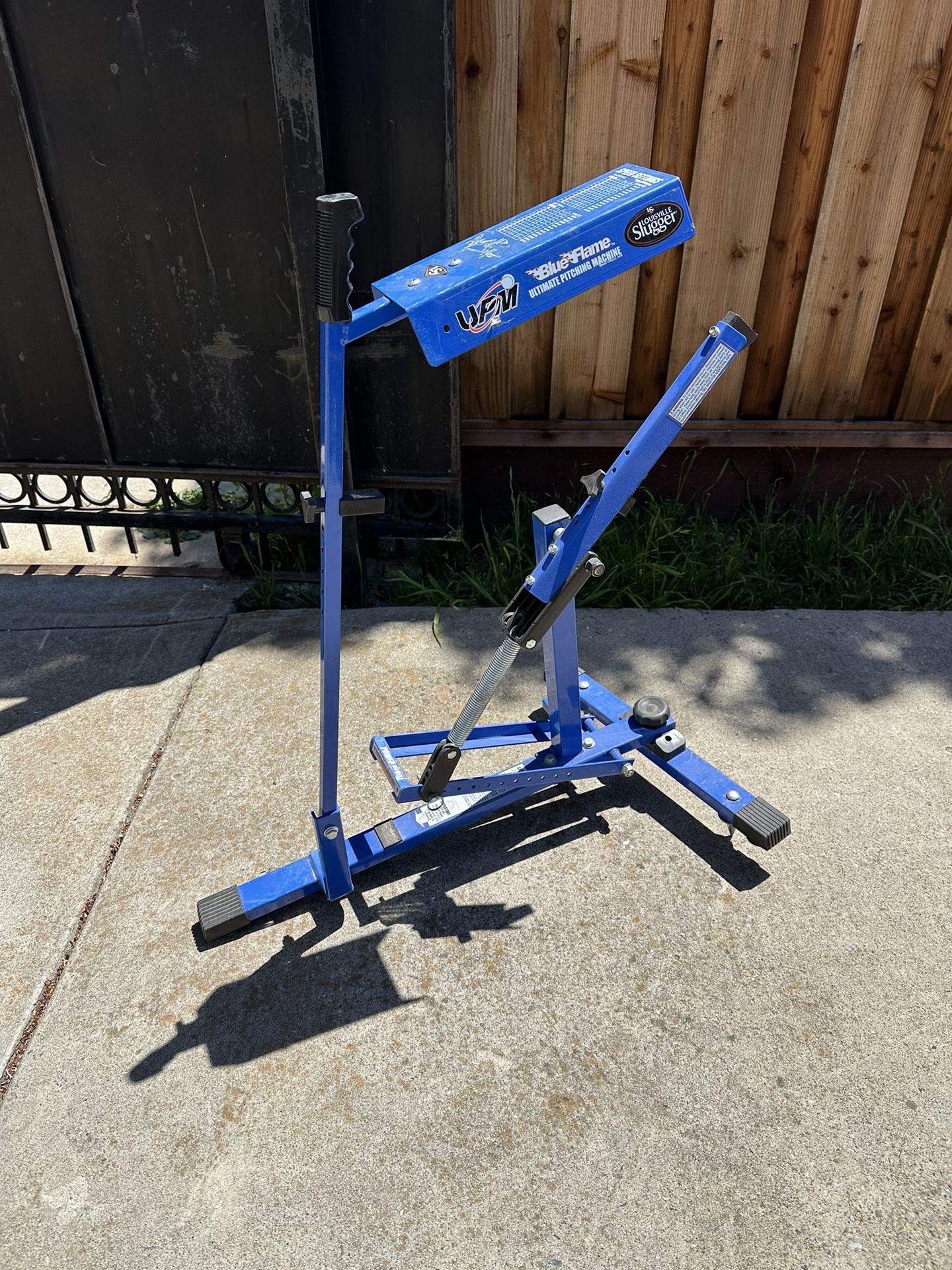 Ultimate Pitching Machine