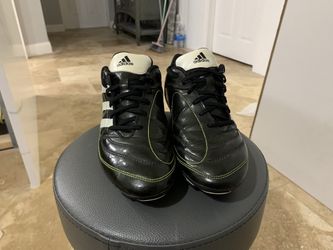 Adidas Black/white Cleats Size  8.5 