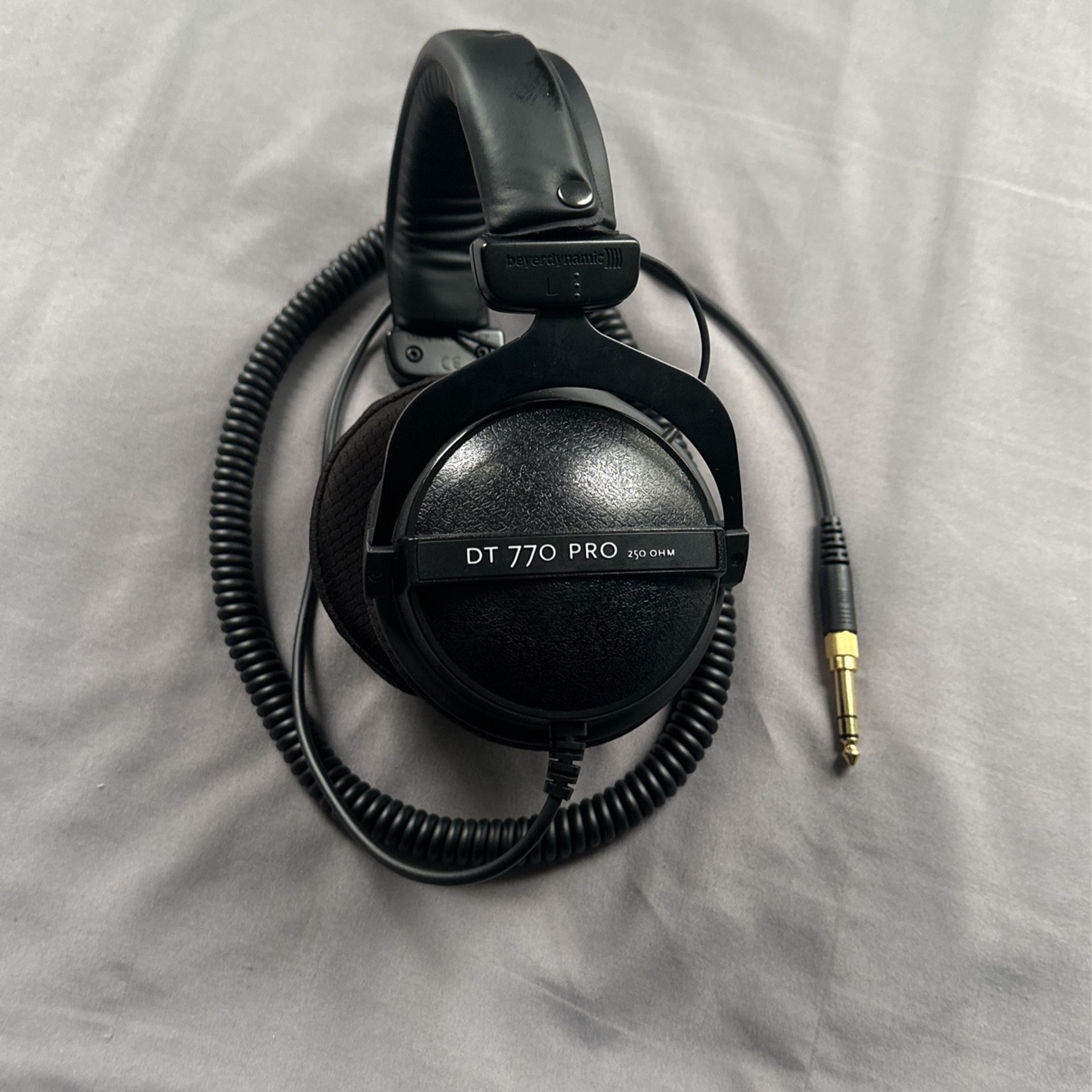 DT 770 PRO 250 Ohm Studio Headphones