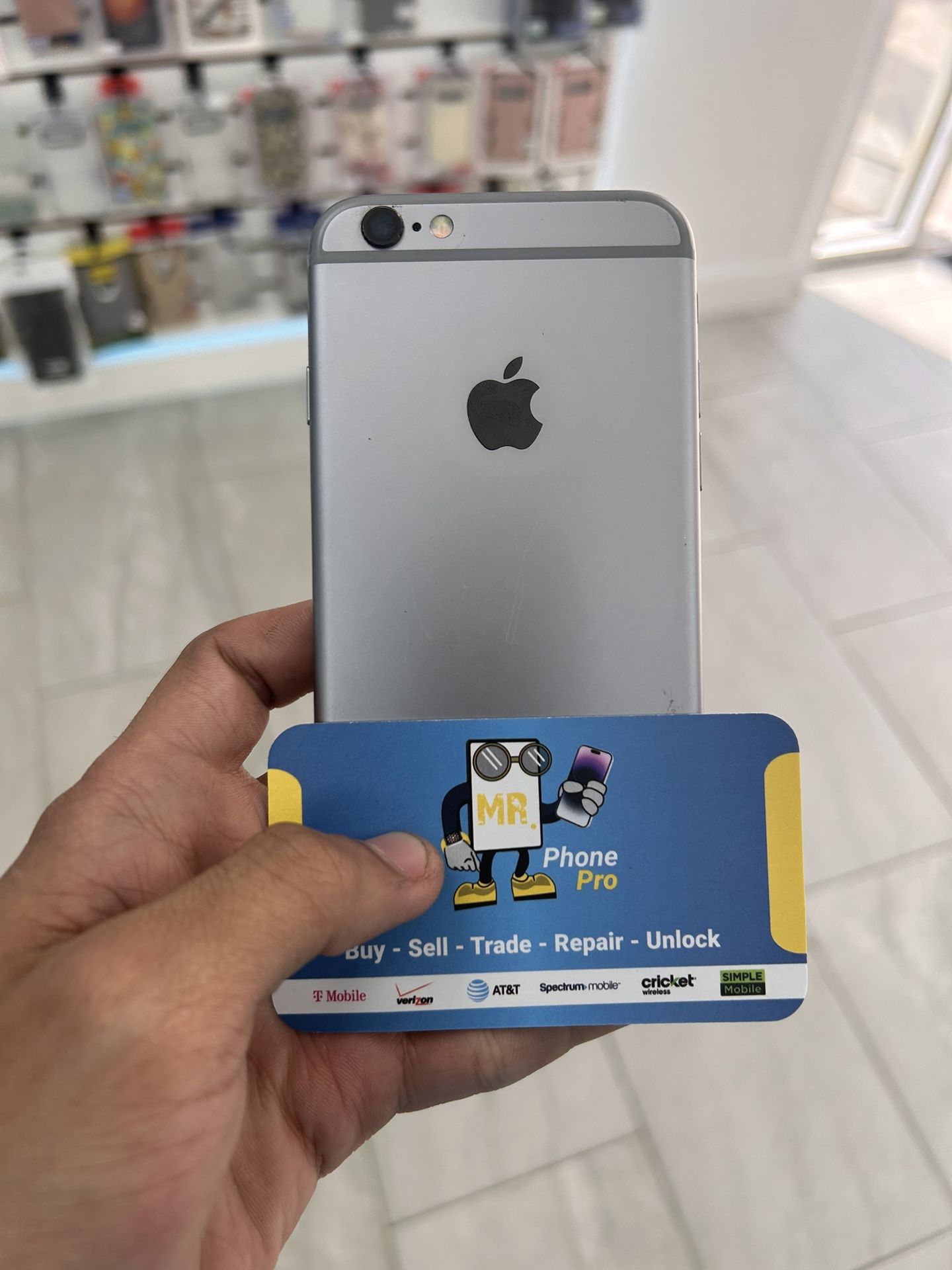 Iphone 6s ! 1 Year Warranty !