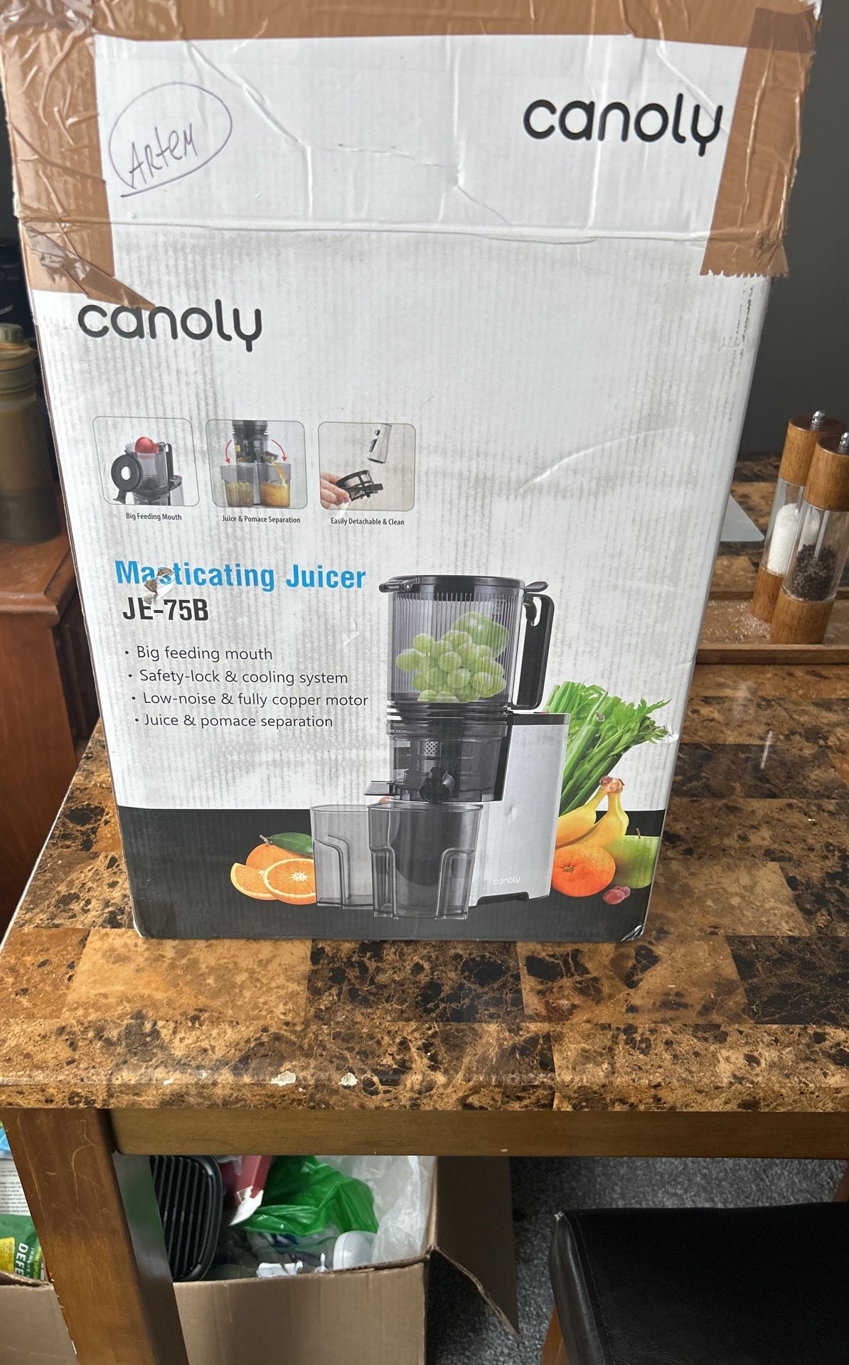 Cold Press Juicer, 5.4" Wide Feed Chute Juicers with 350w Power Motor, Slow Masticating Juicer Machine with High Juice Yield for Whole Vegetables & Fr