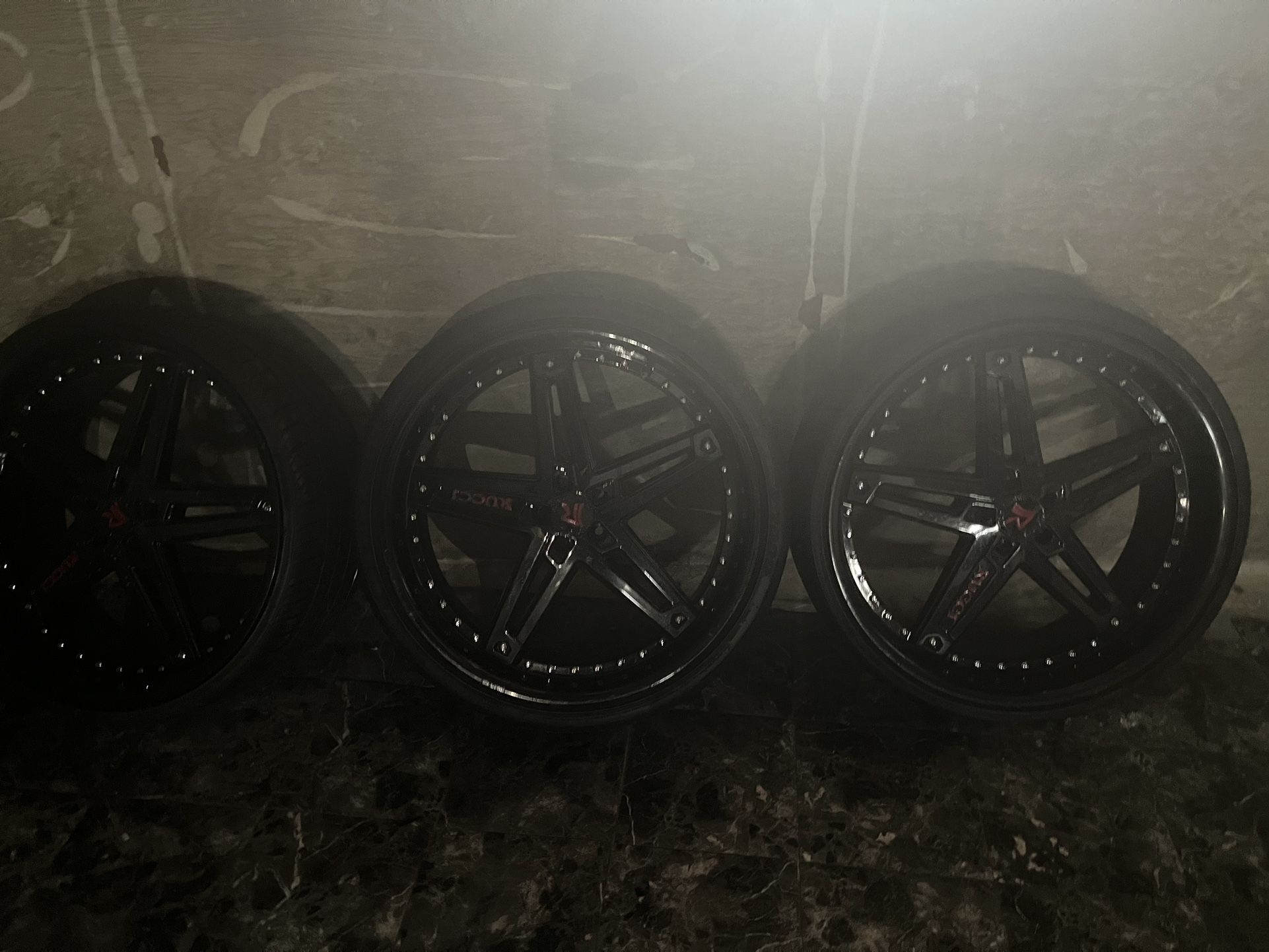 Got 24 Inch Rucci Offset  Red And Black