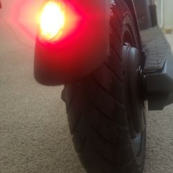 2022 EV Glion Scooter 