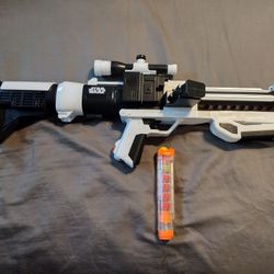 Star Wars Nerf Rival Storm Trooper Blaster With Blaster Balls.