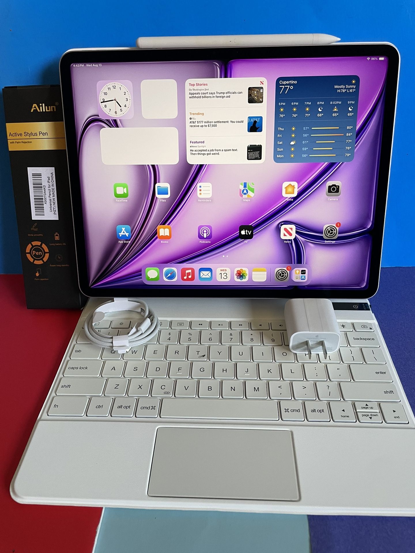 iPad Air 13” (M2 Processor / 2024 / purple) 256gb With Keyboard, Pen Accessories 