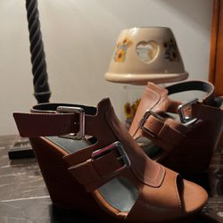 Wedges Kelvin Klein 