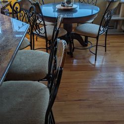 Polished Round Table And Chairs