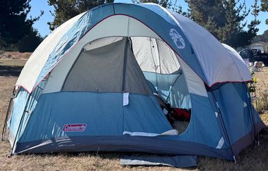 Coleman -7 person Tent ⛺️ + Pet Den