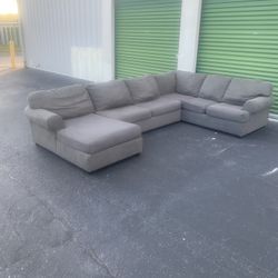 Large Grey Sectional Local Delivery 🚚 💨