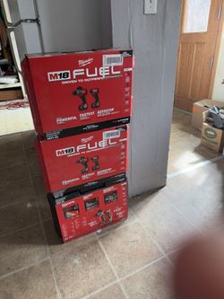 Kit M18 Milwaukee Brand New 