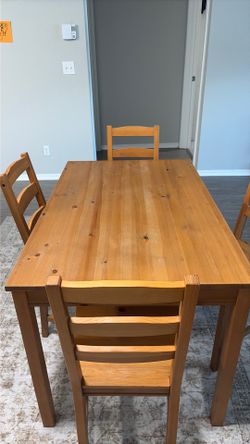 Dining Table with 4 Chairs