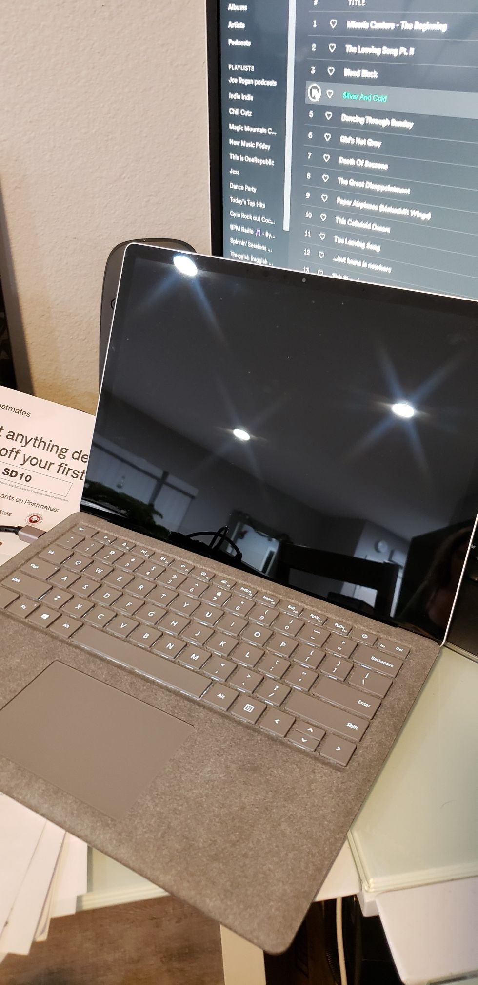 Microsoft surface laptop 1