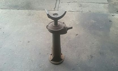 Unimoge military jack