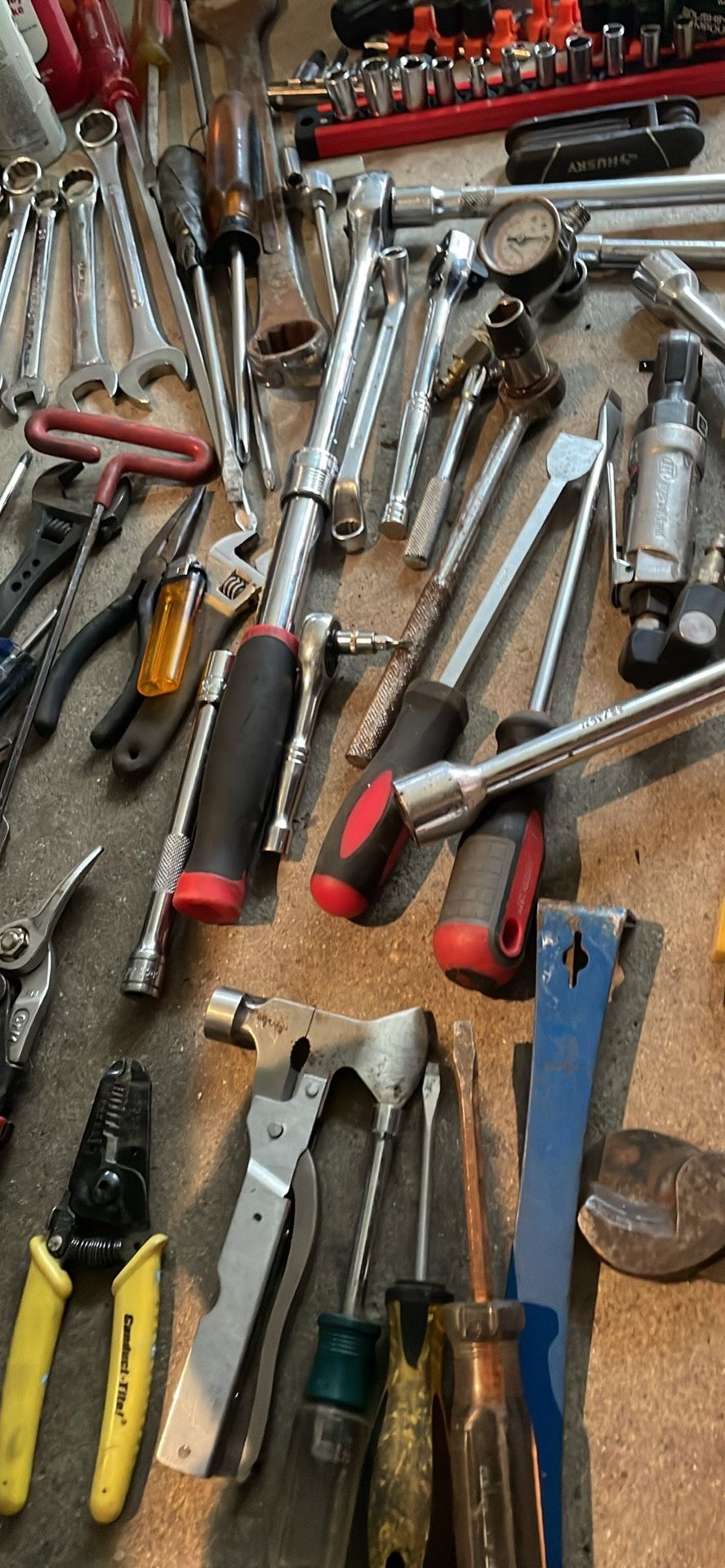 Mechanic Tools With Tool Bag