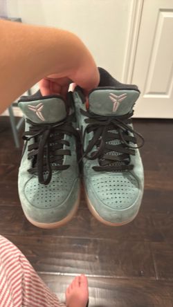 Kobe’s size 7 for $50.
