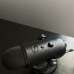 Blue Microphone Yeti USB