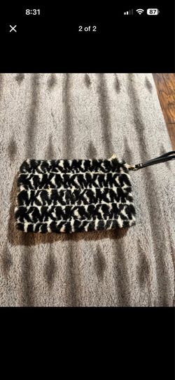 MK wristlet