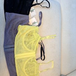 New Free People Lace Bralettes w/ Tags – 3 For $60 Large
