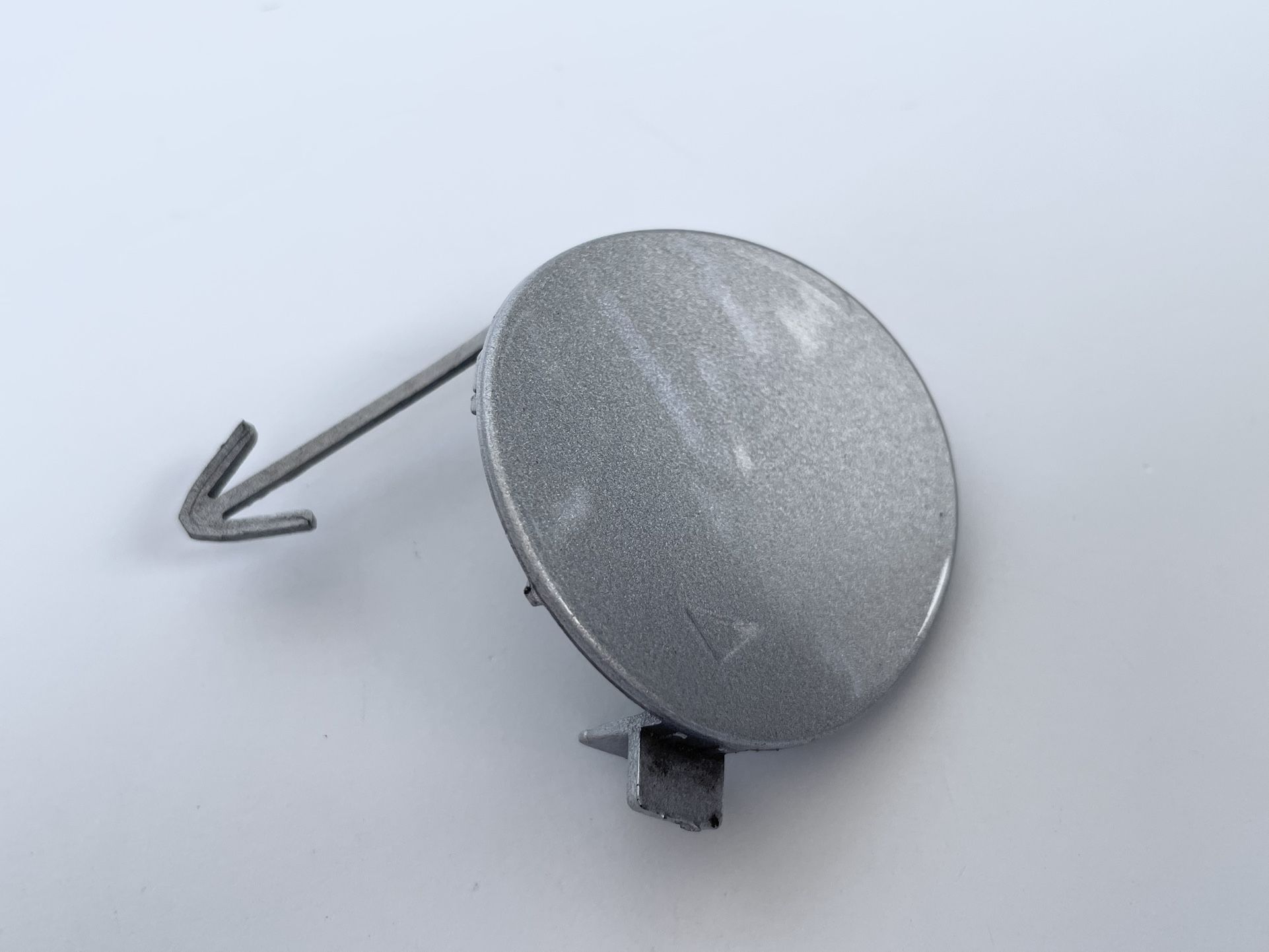 2012-2017 Hyundai Accent Front Tow Eye Hook Cover 86517-1R000 OEM Silver