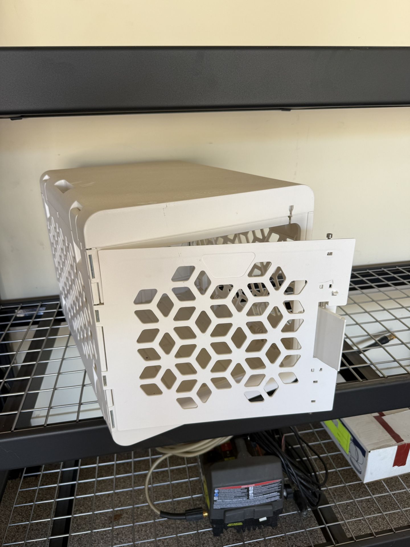 Modern Pet Crate (small dog, cat)
