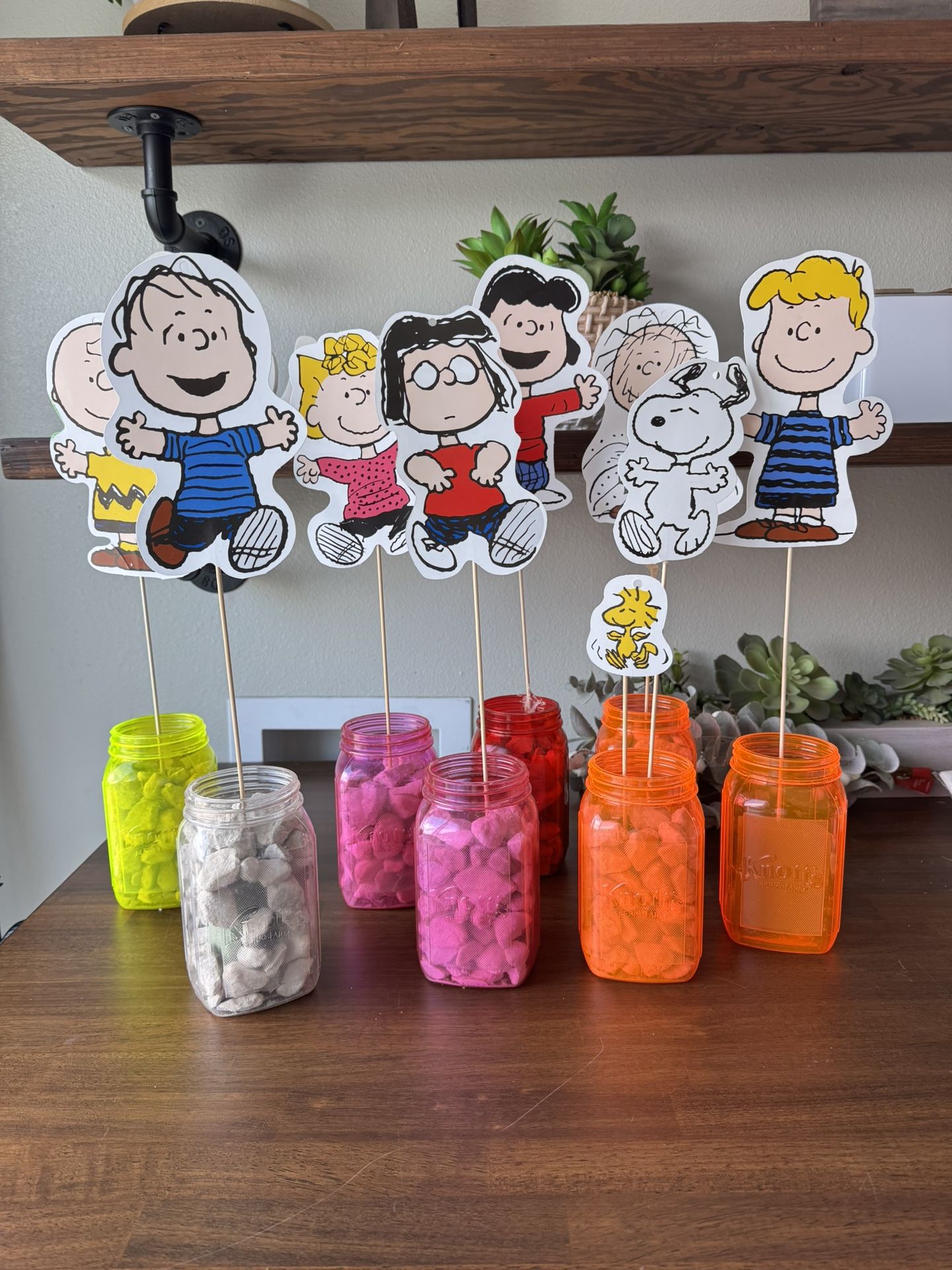 Snoopy/Peanuts Theme DIY Centerpieces