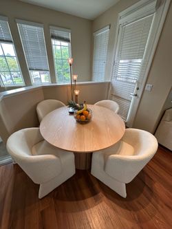 * NORDICANA Dining Set ✨ * New Dining Table Set * Rustic Dining Set for 4 * Round Dining Set * Like New Dining Set
