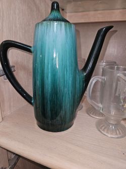 Tea or coffee pot