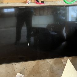 LG 65 Inch Broken screen - Working