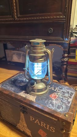 Vintage-Style LED Hurricane Lantern