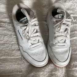 Womens  6.5 Reebok Club C 85 