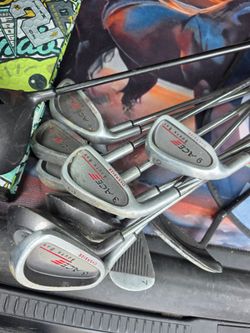Left handed golf clubs