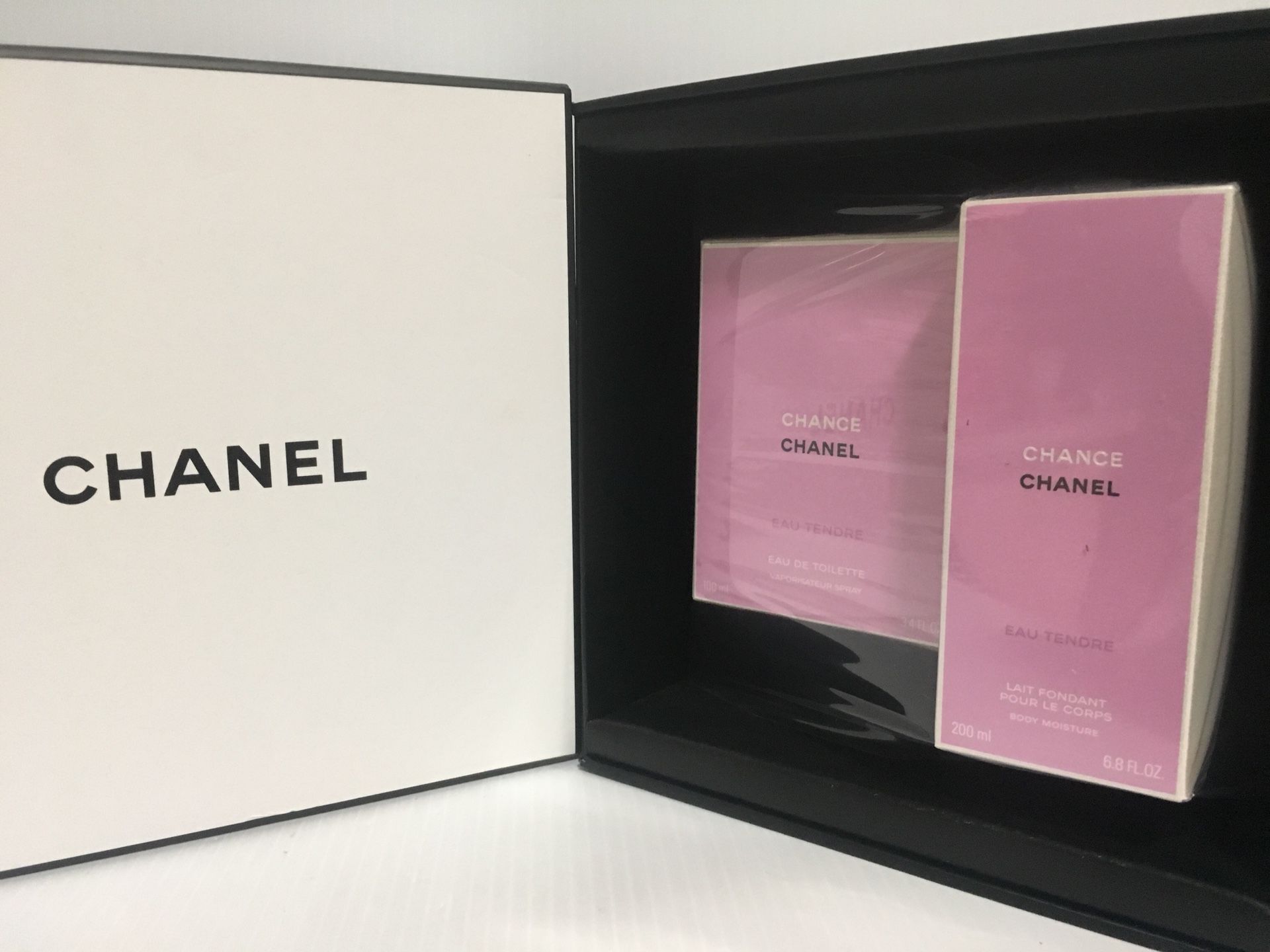 CHANEL CHANCE EAU TENDRE WOMEN PERFUME 2PC GIFT SET EDT SPRAY 3.4 oz + 6.8  B/M SEALED IN BOX for Sale in Dallas, TX - OfferUp