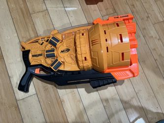 Nerf Doomsland The Judge 