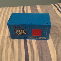 Tech Deck Cargo Box Skate Park