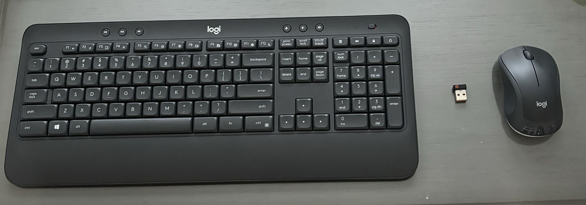 Black Logitech MK540 Advanced Wireless Keyboard And Mouse 