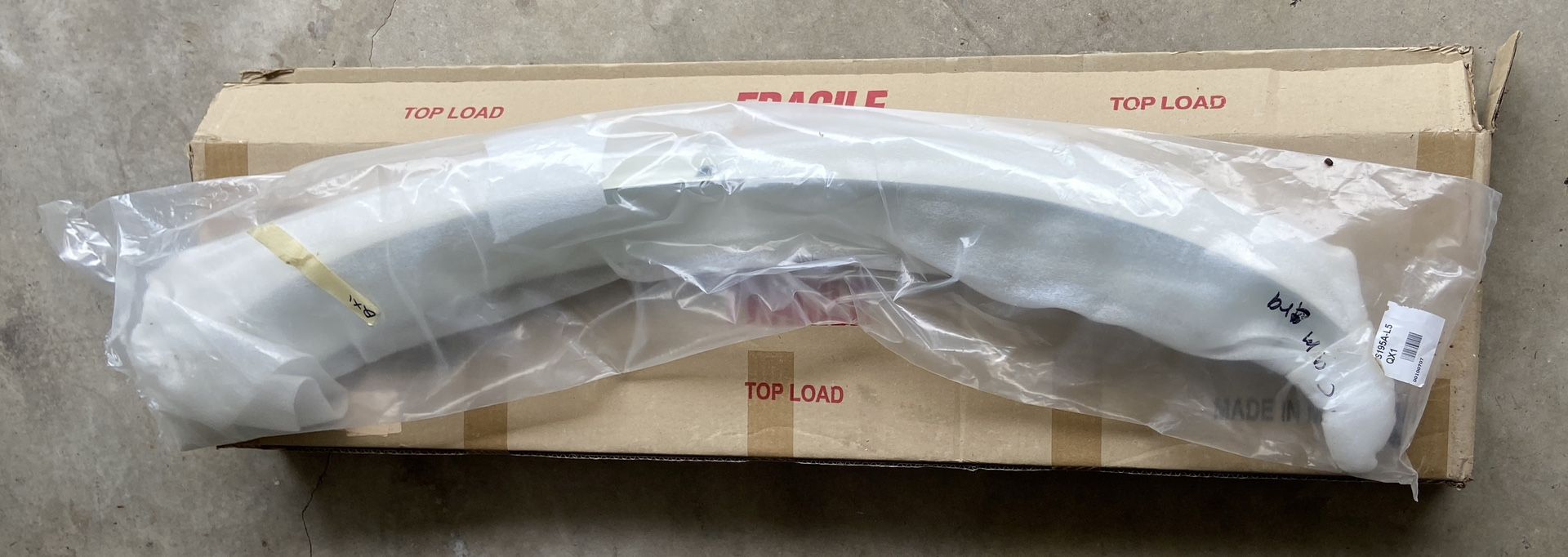 Brand New Infiniti G37 Rear Spoiler
