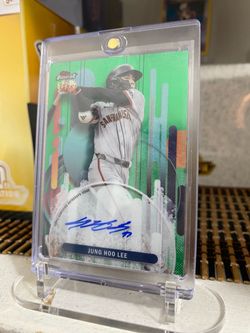 Jung Hoo Lee Topps Finest Auto Card 67/75