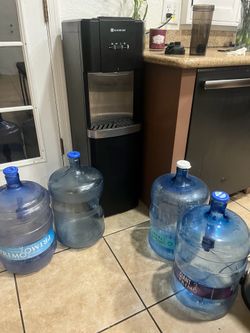 Water dispenser