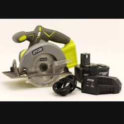 Ryobi ONE+ 18V Cordless 5-1/2 in. Circular Saw
