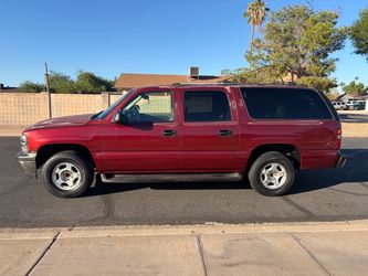 2003 Chevrolet Suburban - Needs to go