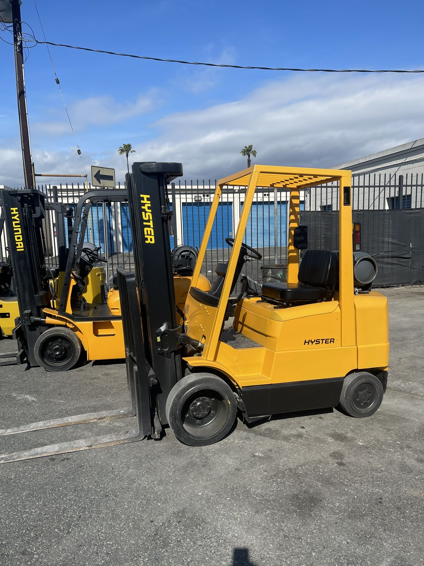 Hyster Forklift 5000 Lbs Triple Stage Sideshift 