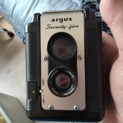 ARGUS VINTAGE CAMERA