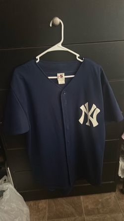 NY men's shirt