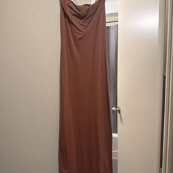 Long fitted dress