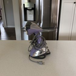 Shark Clothes Steamer 